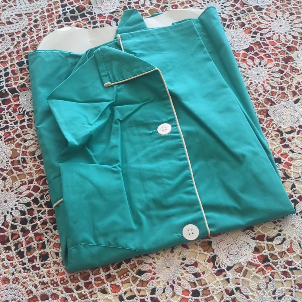 Editions by Van Huesen vintage 2 piece pajamas - Picture 3 of 8